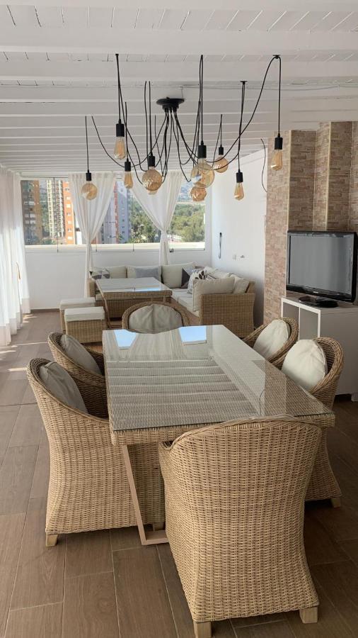 베니돔 Atico Con Enorme Terraza Y Chill Out Particular 아파트 외부 사진