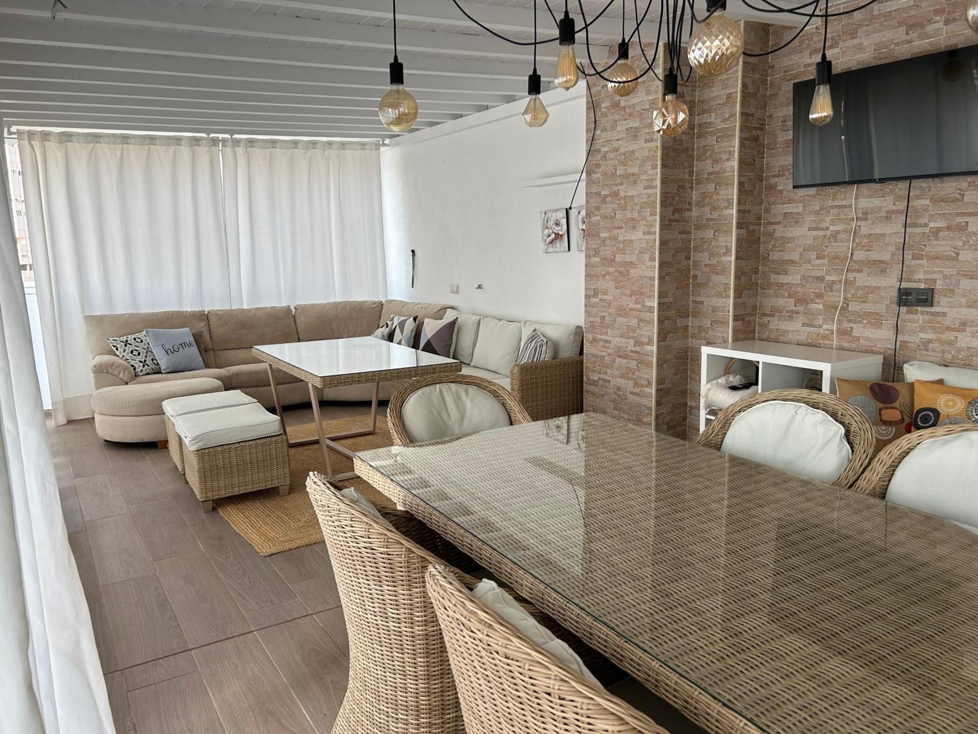 베니돔 Atico Con Enorme Terraza Y Chill Out Particular 아파트 외부 사진
